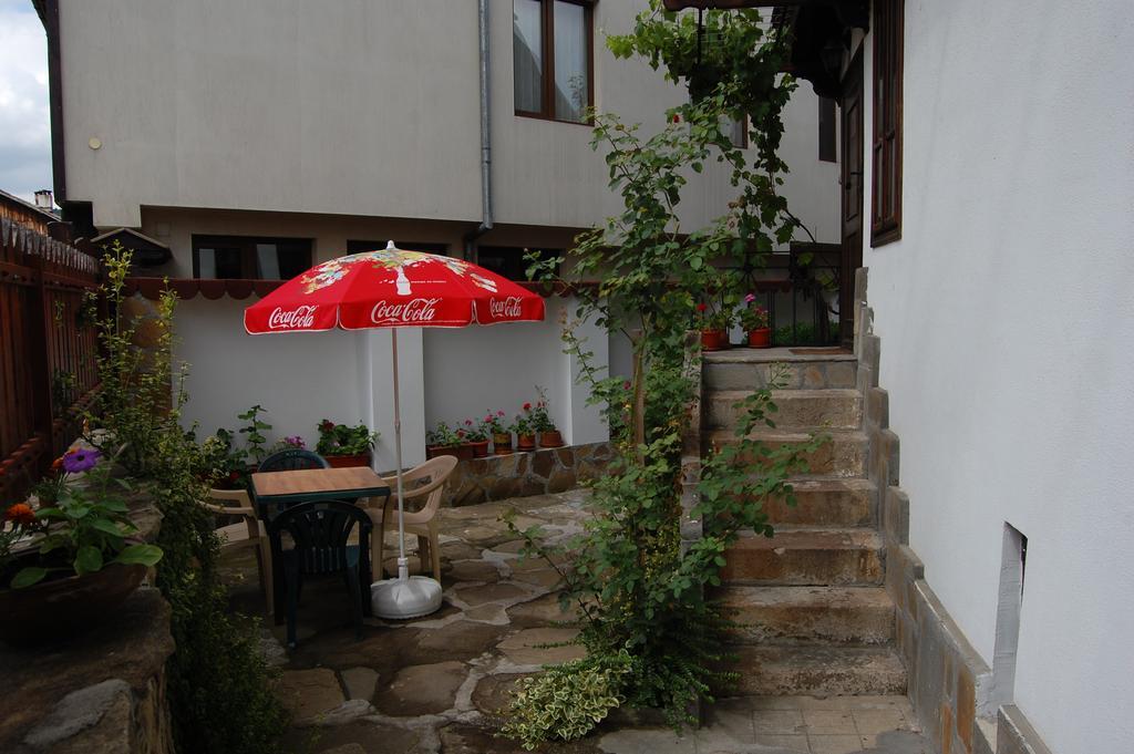 Kazasovata Guest House Treavna Cameră foto
