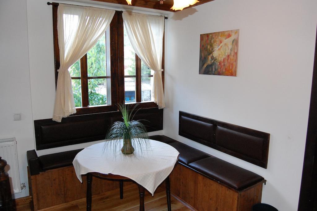 Kazasovata Guest House Treavna Cameră foto