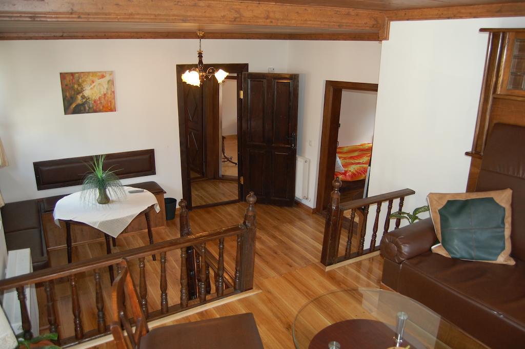 Kazasovata Guest House Treavna Cameră foto